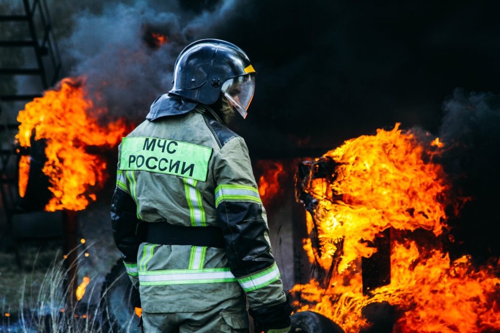 В Свердловской области потушили возгорание цистерн с газовым конденсатом -
