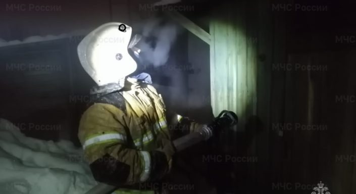 Ночной пожар в Свердловской области унёс жизнь человека