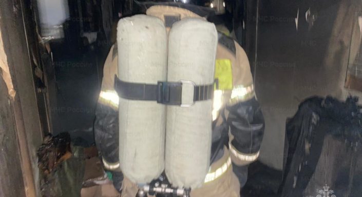 Банный комплекс в Екатеринбурге пострадал от ночного пожара