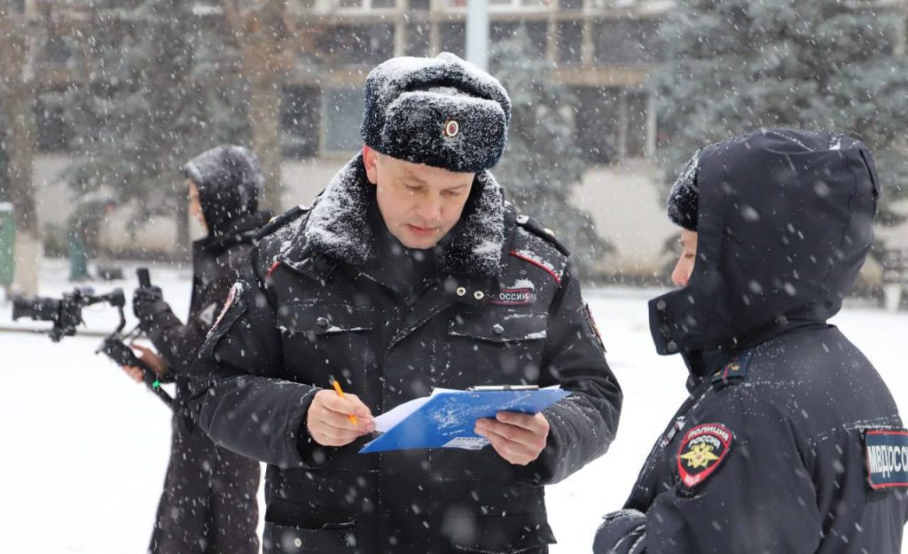 полиция мвд служба зима
