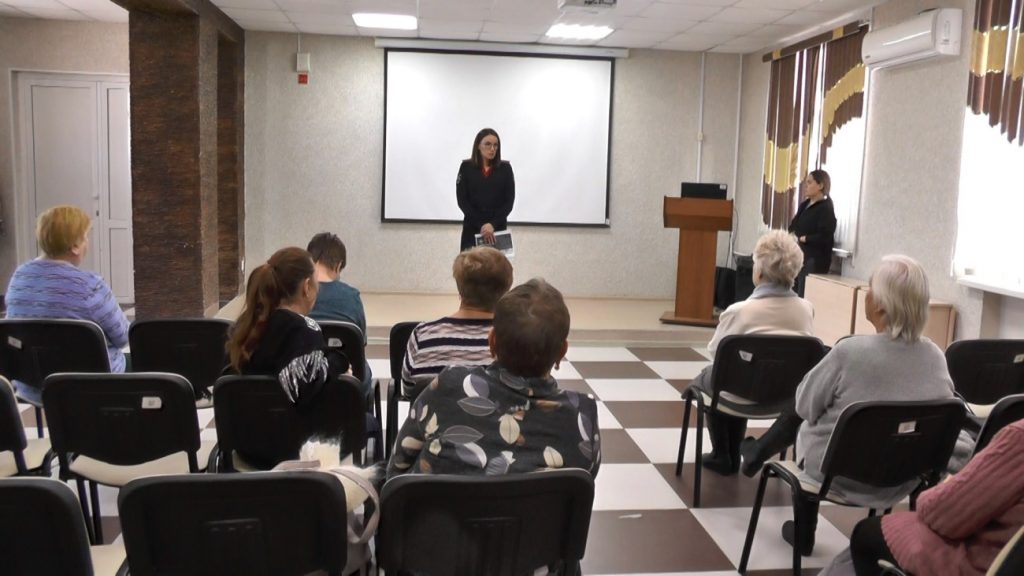 Полиция Серова ведёт масштабную профилактику мошенничества -