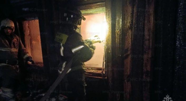 Два человека погибли в результате пожаров на Среднем Урале