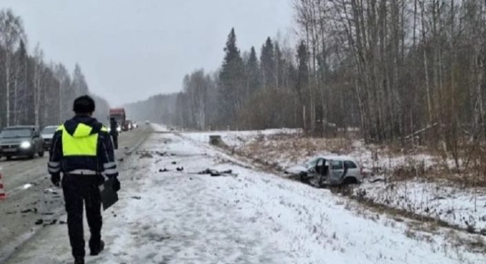 Семь человек пострадали в ДТП под Алапаевском