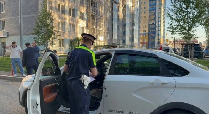 Женщина на Lada Vesta сбила 10-летнего мальчика на Чкалова