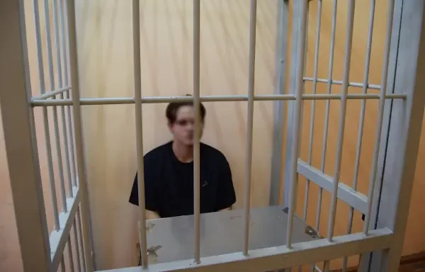 В Екатеринбурге задержан курьер мошенников, забравший у жертвы 1,5 млн рублей